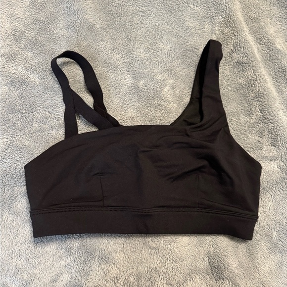 ALO Yoga Repose Black Strappy Sports Bra - Picture 4 of 5